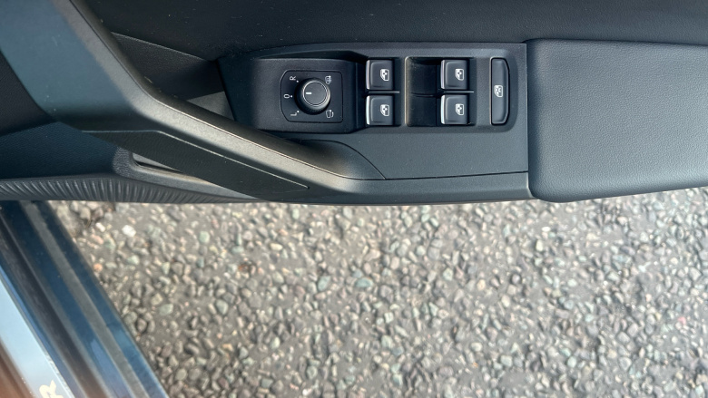 SEAT Leon 1.5 TSI EVO FR 5dr Petrol Hatchback